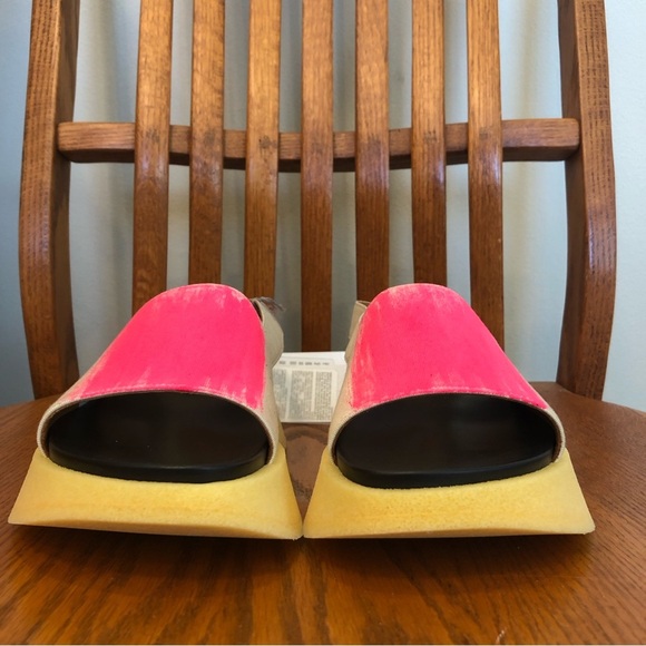 Marni Leather Beige/Hot Pink/Black Sandals, 39/8.5 - Picture 6 of 15